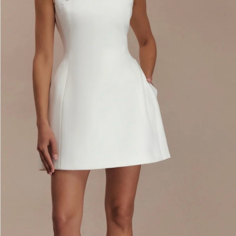 Meshki Elegant White Mini Dress